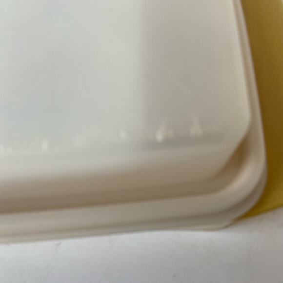 Vintage Tupperware Deviled Egg Keeper Carrier Tray Container Harvest Gold - Picture 8 of 12